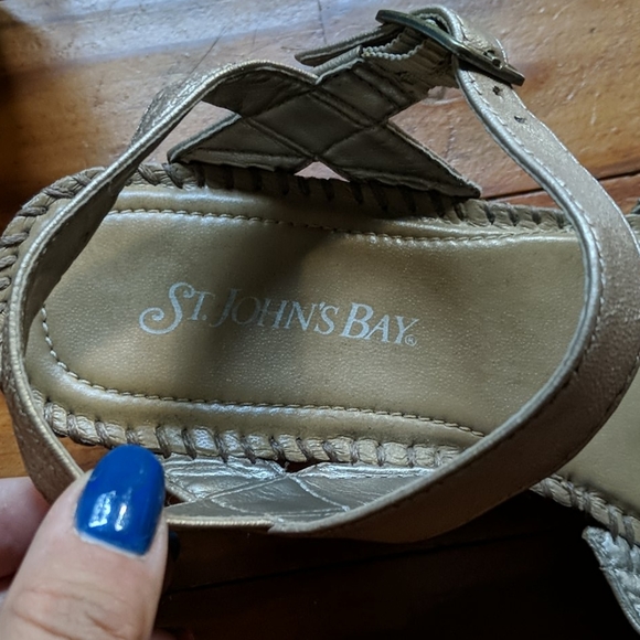 St John's Bay gold leather sandals - Picture 3 of 3